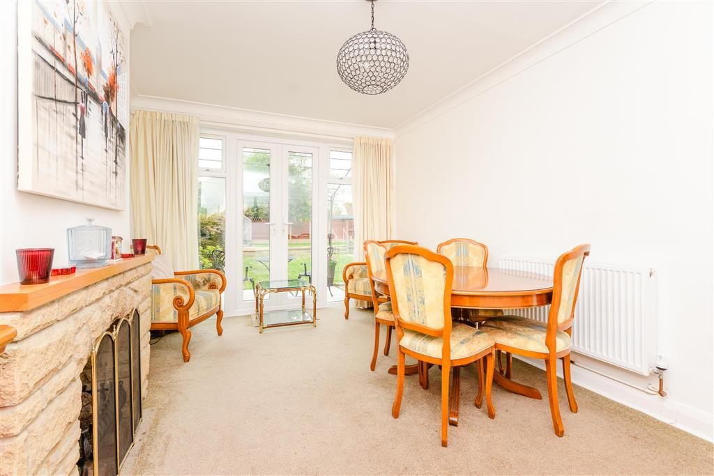 Property photo 2 of 9 Dining Room