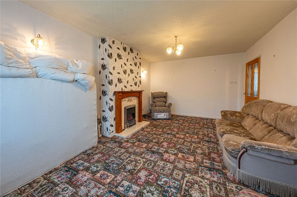 Property photo 3 of 23 Picture No. 07