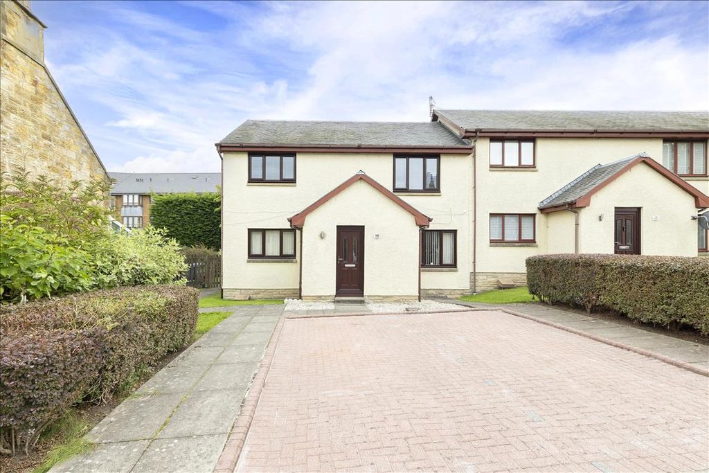 Property photo 1 of 41