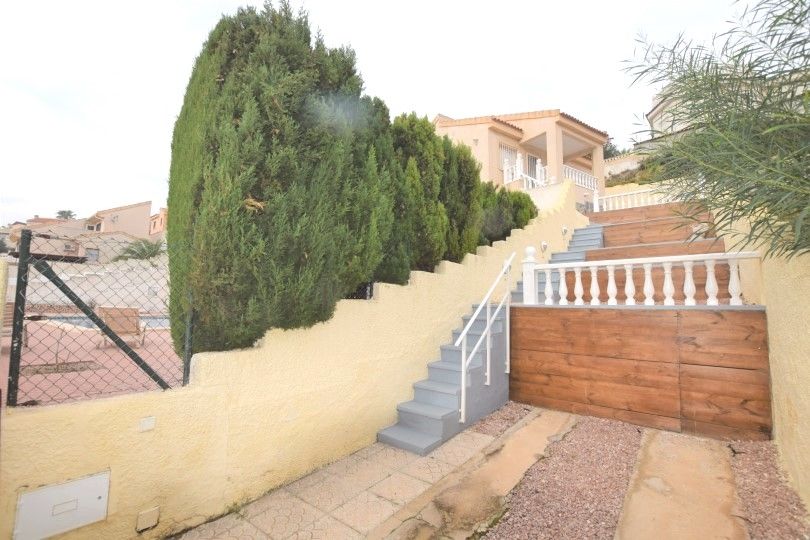 Property photo 3 of 19