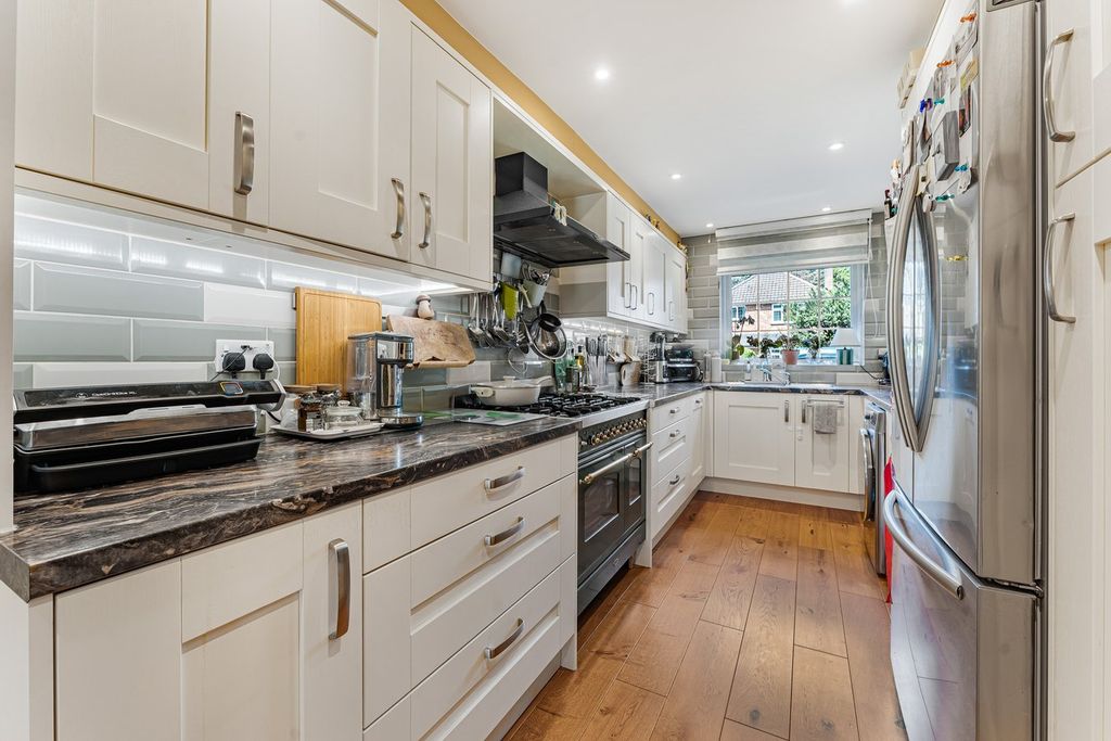 Property photo 3 of 13