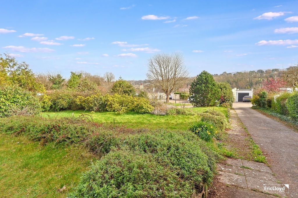 Property photo 2 of 19 Photo 21