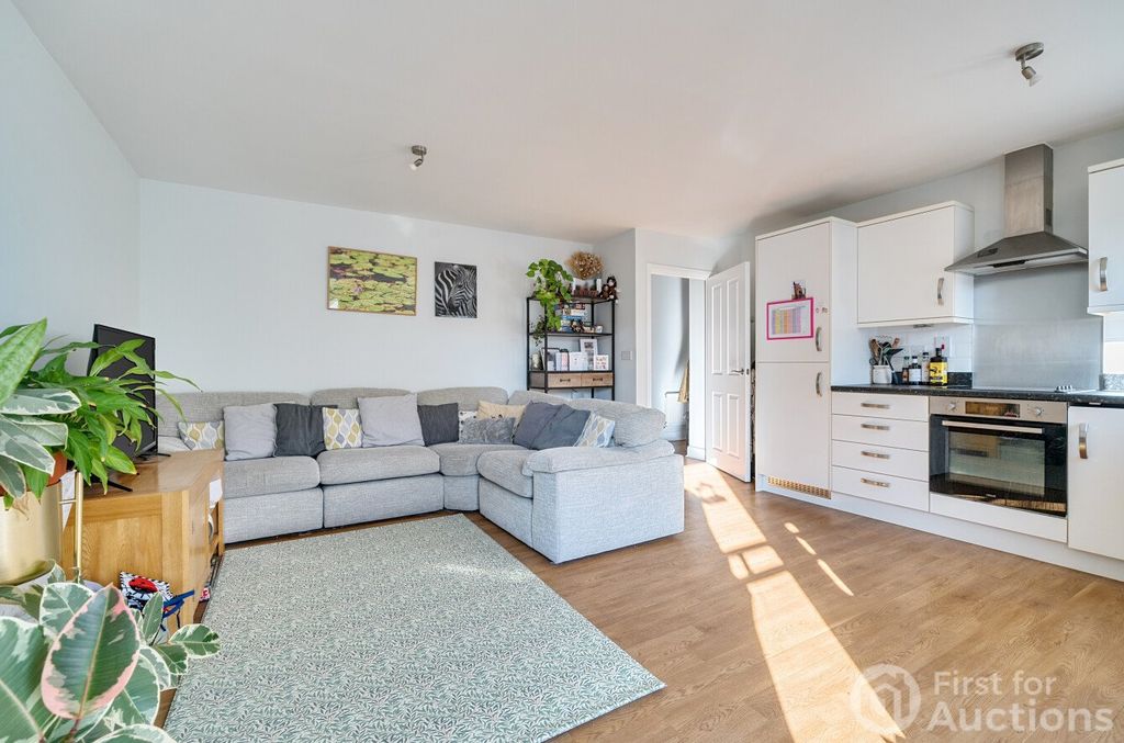 Property photo 3 of 11 Picture No. 04