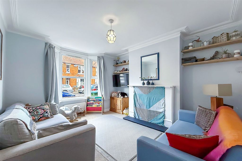 Property photo 2 of 21 Picture No. 16