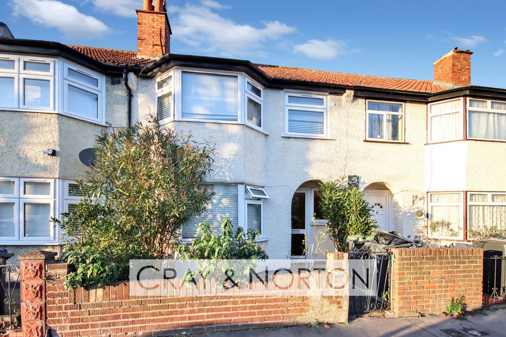 Property photo 1 of 9 Photo 9