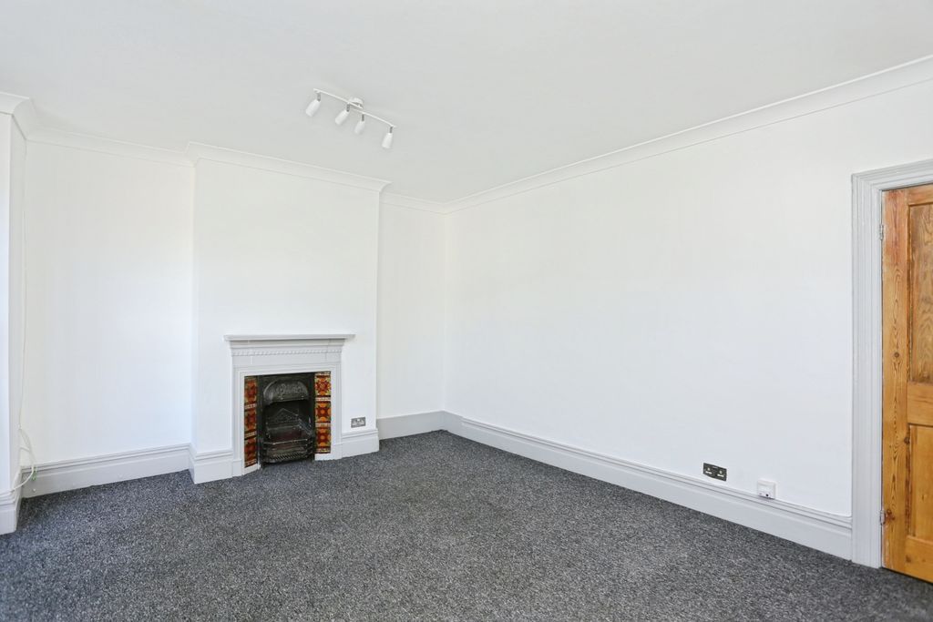 Property photo 3 of 12 Reception Room