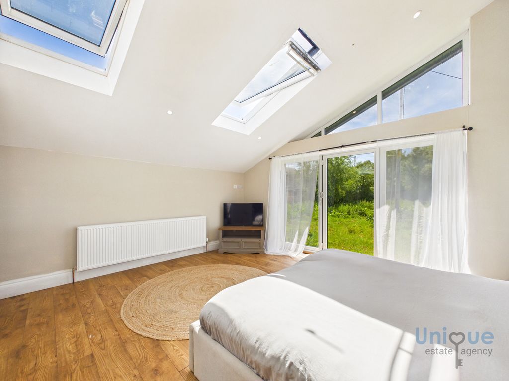 Additional image 8 of 4 bed flat for saleMoss House Lane, Westby PR4