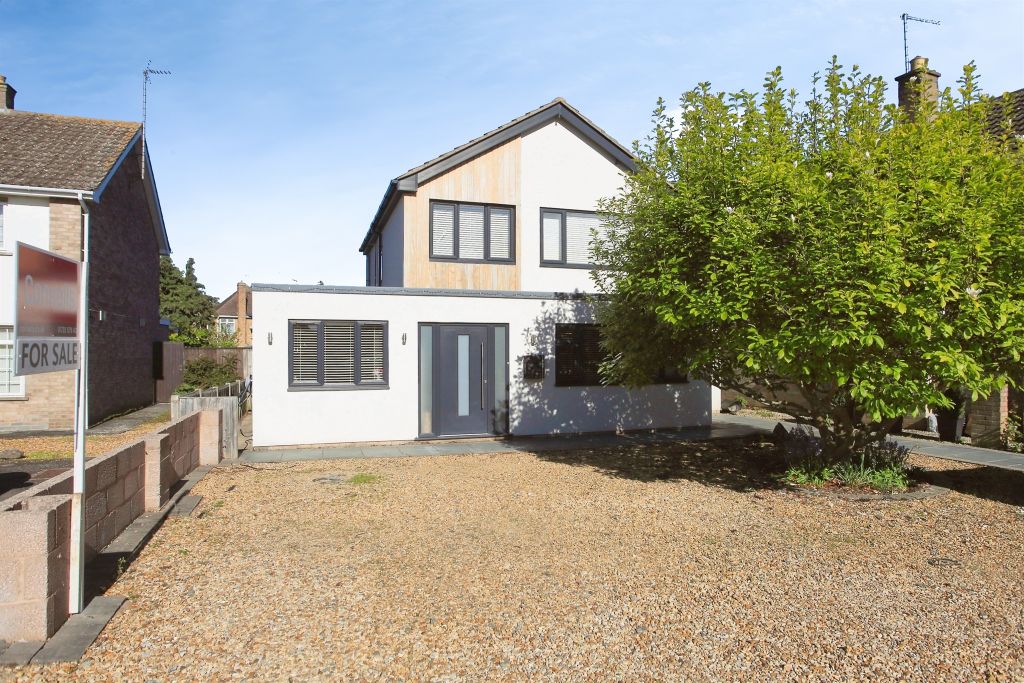 Property photo 1 of 29 Outside
