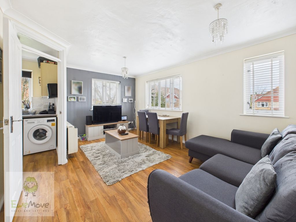 Property photo 2 of 11 Living Dining Room