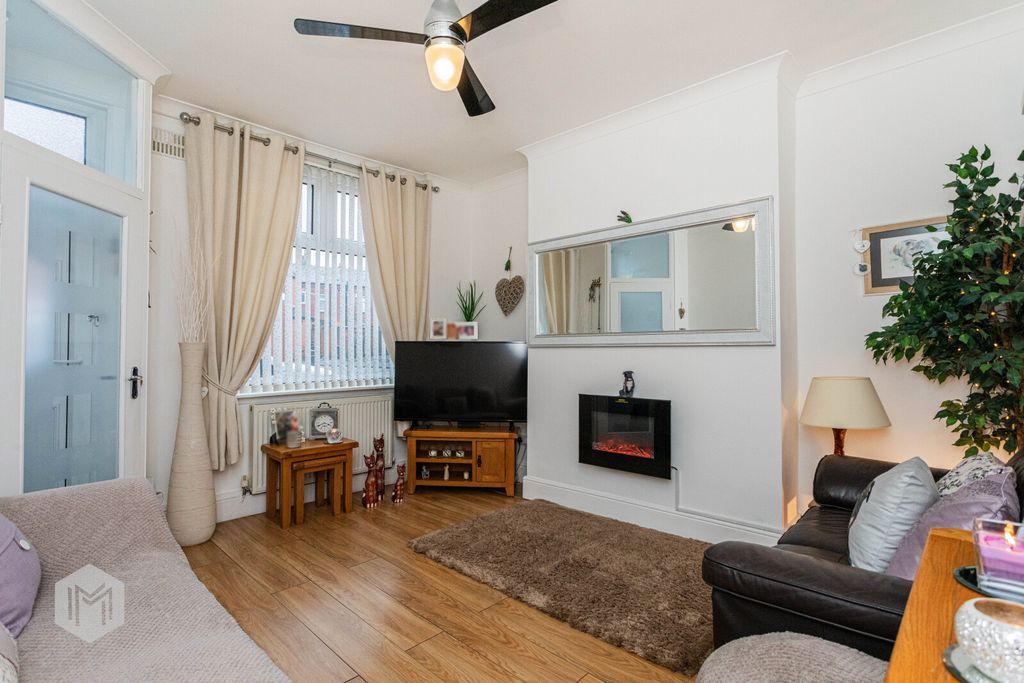 Property photo 2 of 13 Picture No. 04