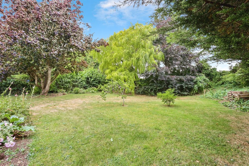 Property photo 3 of 20