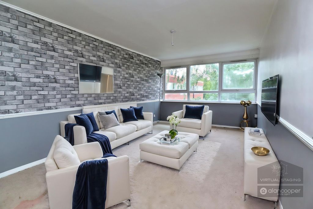Property photo 2 of 16 5104702
