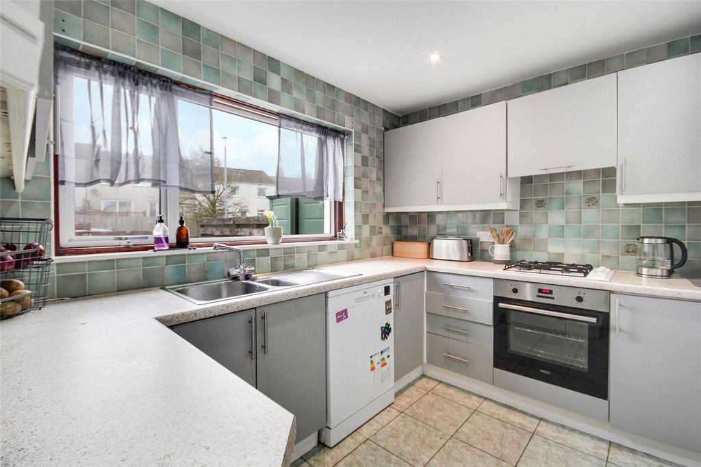 Property photo 2 of 17 Picture No. 19