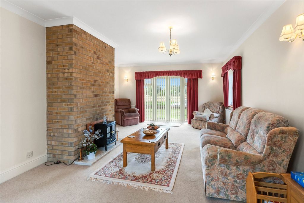 Property photo 3 of 21 Picture No. 03