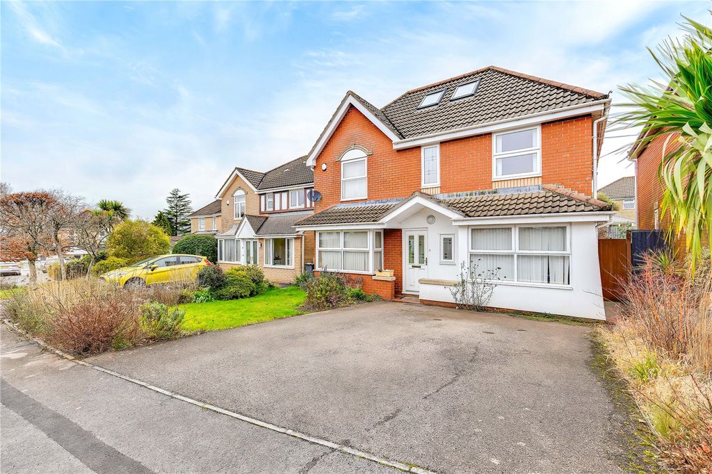 Property photo 1 of 39 Picture No. 04