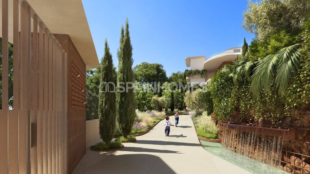 Property photo 2 of 33