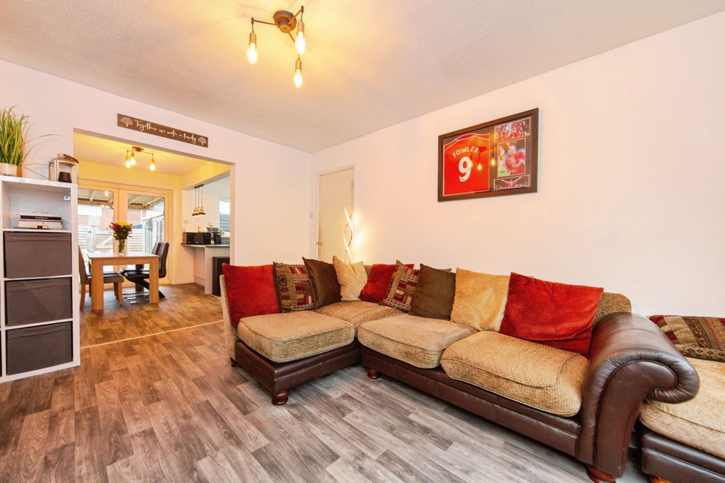 Property photo 2 of 15