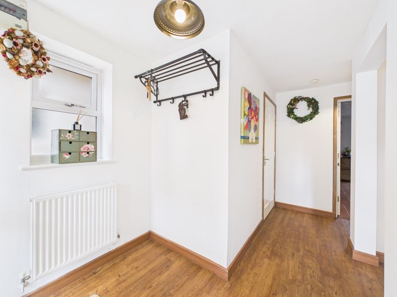 Property photo 3 of 15 Photo 16