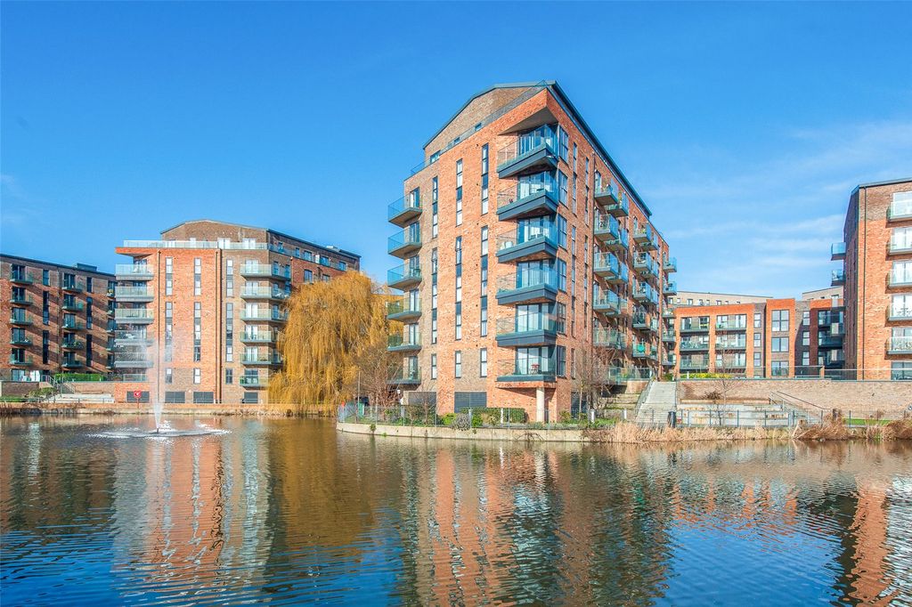 Property photo 1 of 17 Picture No. 20