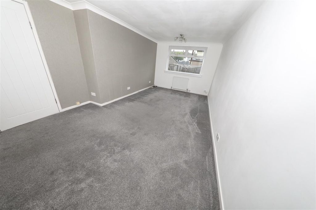 Property photo 2 of 13 B