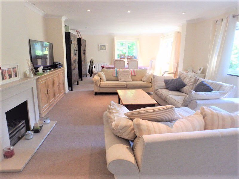 Property photo 2 of 13 Photo 18