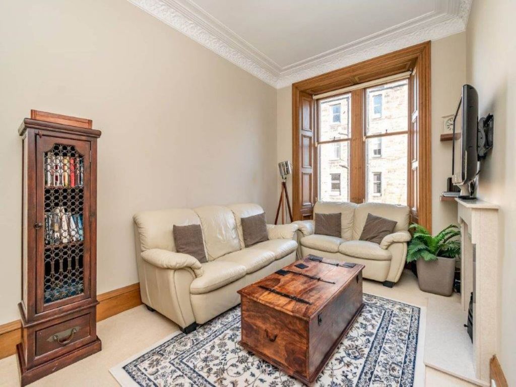 Property photo 2 of 13 53199_1F1-25Jordanlane-001