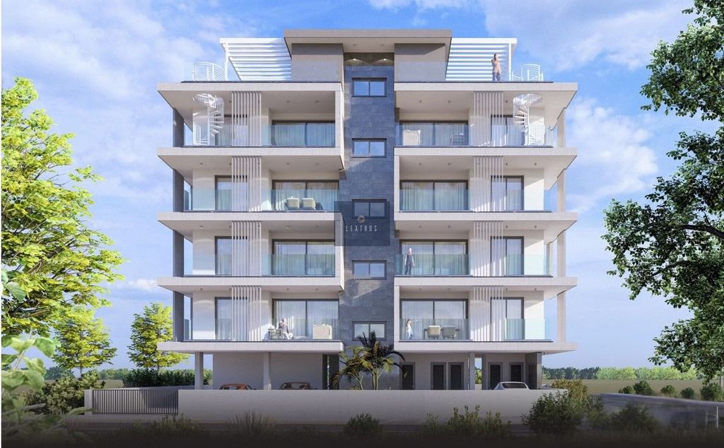 Property photo 1 of 5