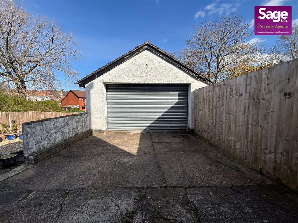 Property photo 2 of 32 Image00006 (1).Jpeg