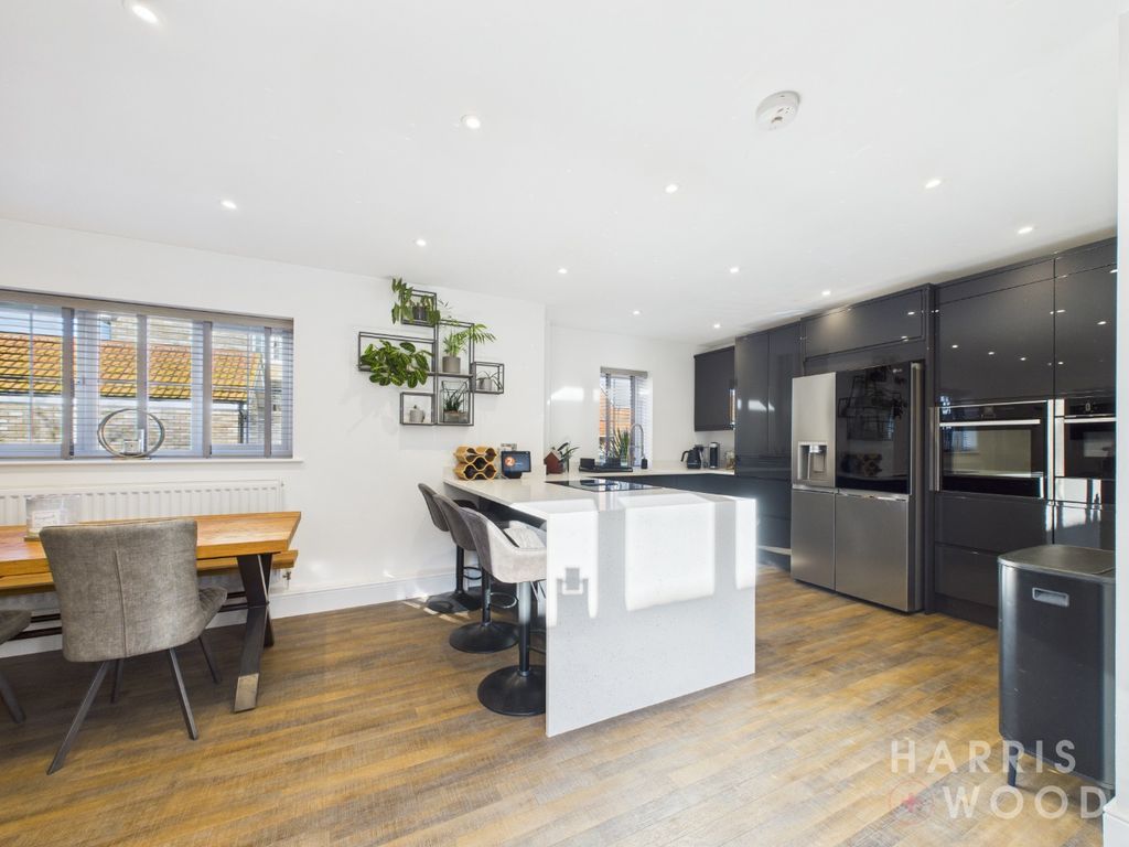Property photo 3 of 44 4794856
