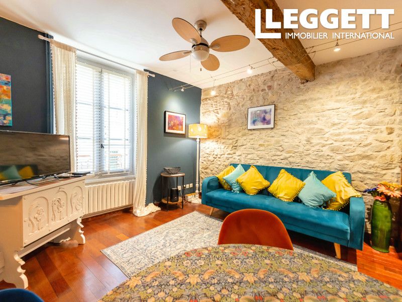 Property photo 2 of 10