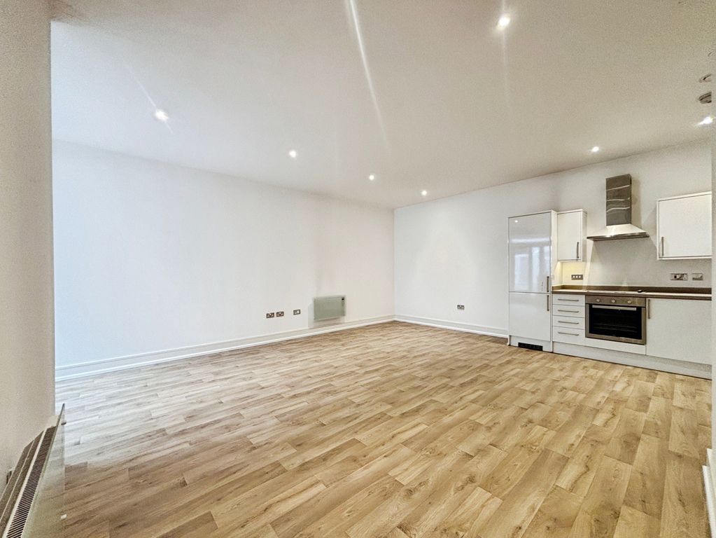Property photo 3 of 15 Pbox-Img.Jpg