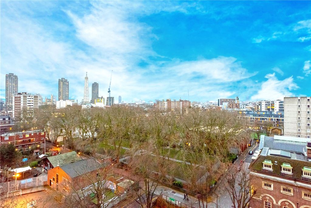 Property photo 3 of 9 Picture No. 36