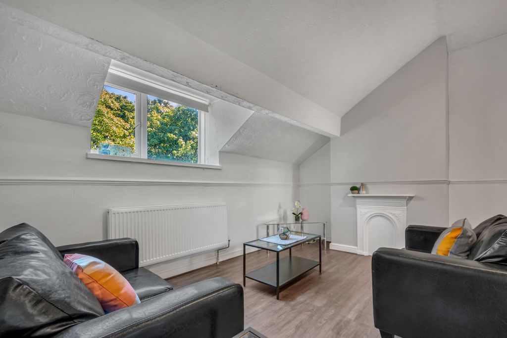 Property photo 1 of 6 Property Photo