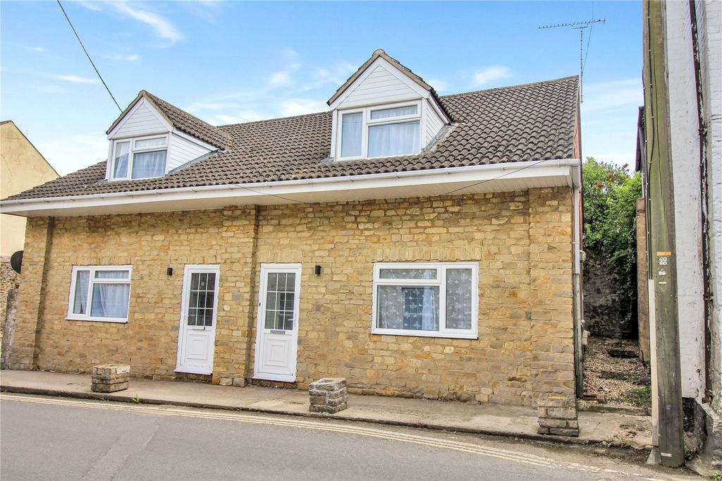 Property photo 1 of 10 Picture No. 12
