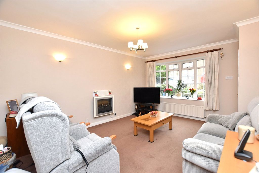 Property photo 3 of 20 Picture No. 11