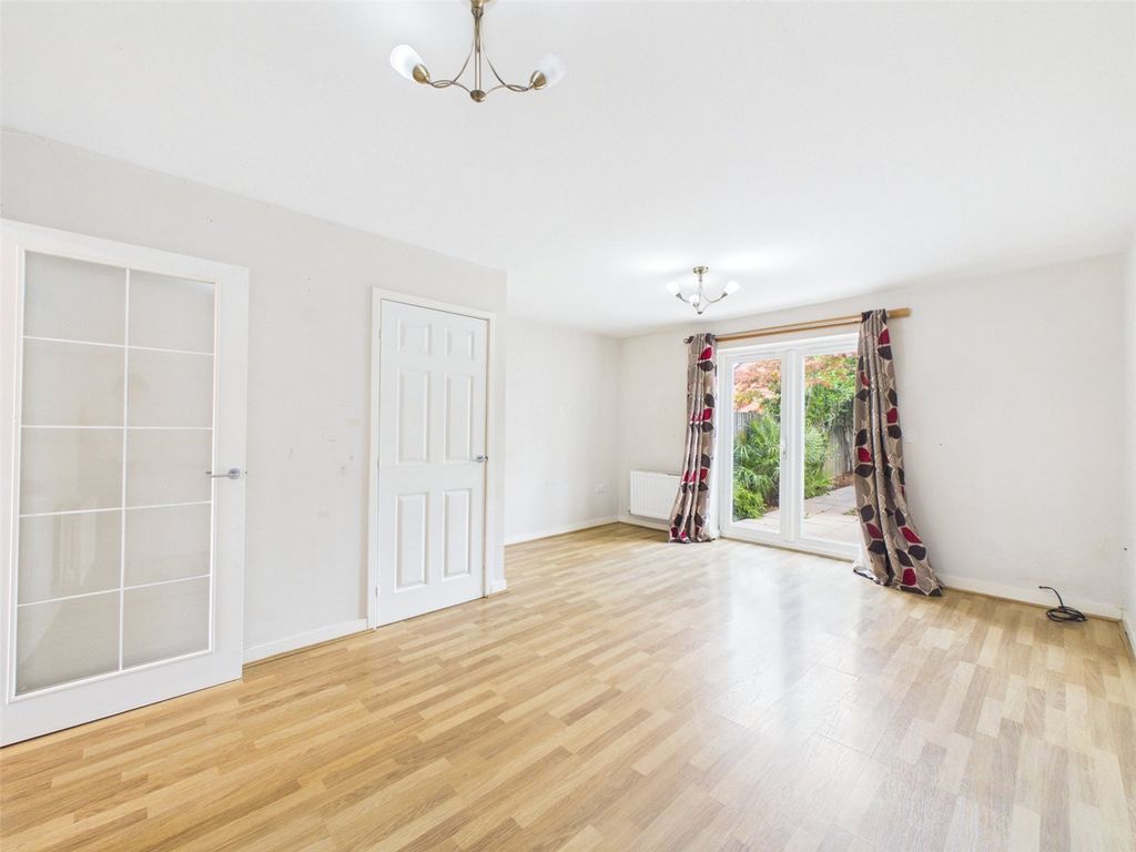 Property photo 2 of 22 Picture No. 02