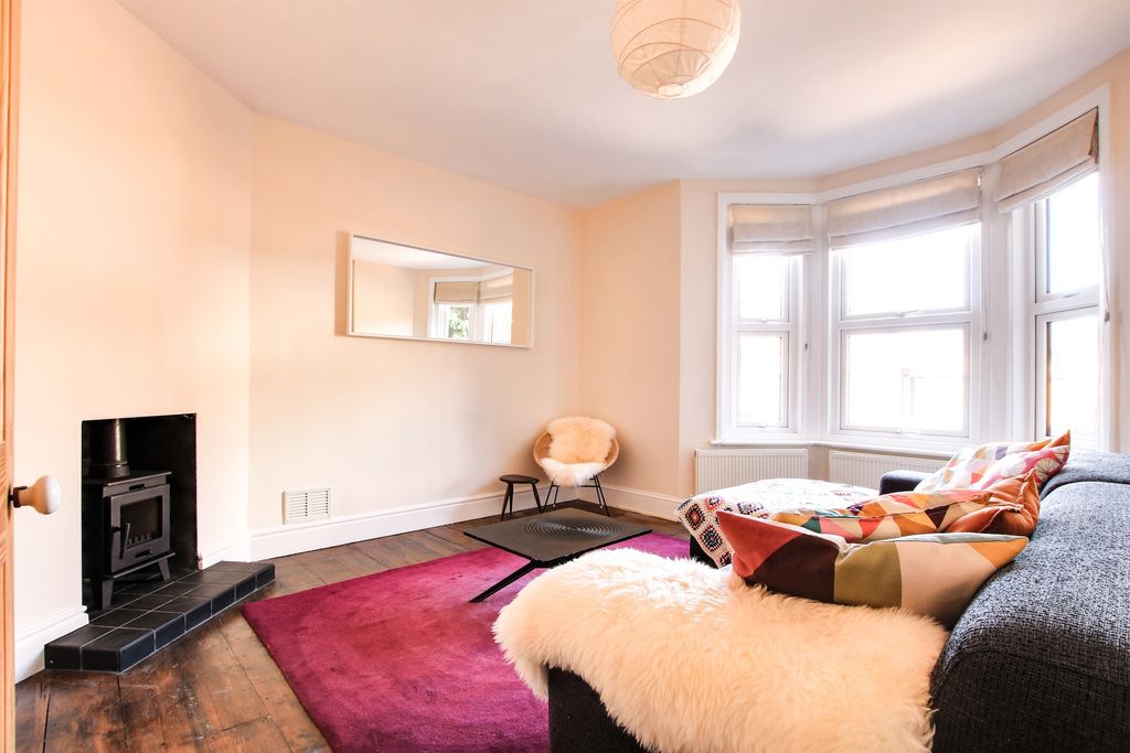 Property photo 2 of 12