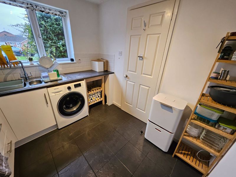 Property photo 3 of 11 Photo 7