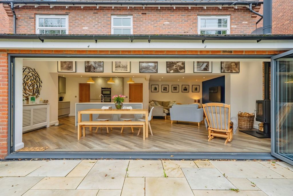 Property photo 3 of 17 Living Area