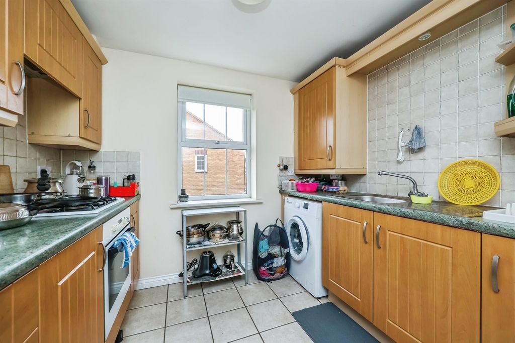 Property photo 3 of 17