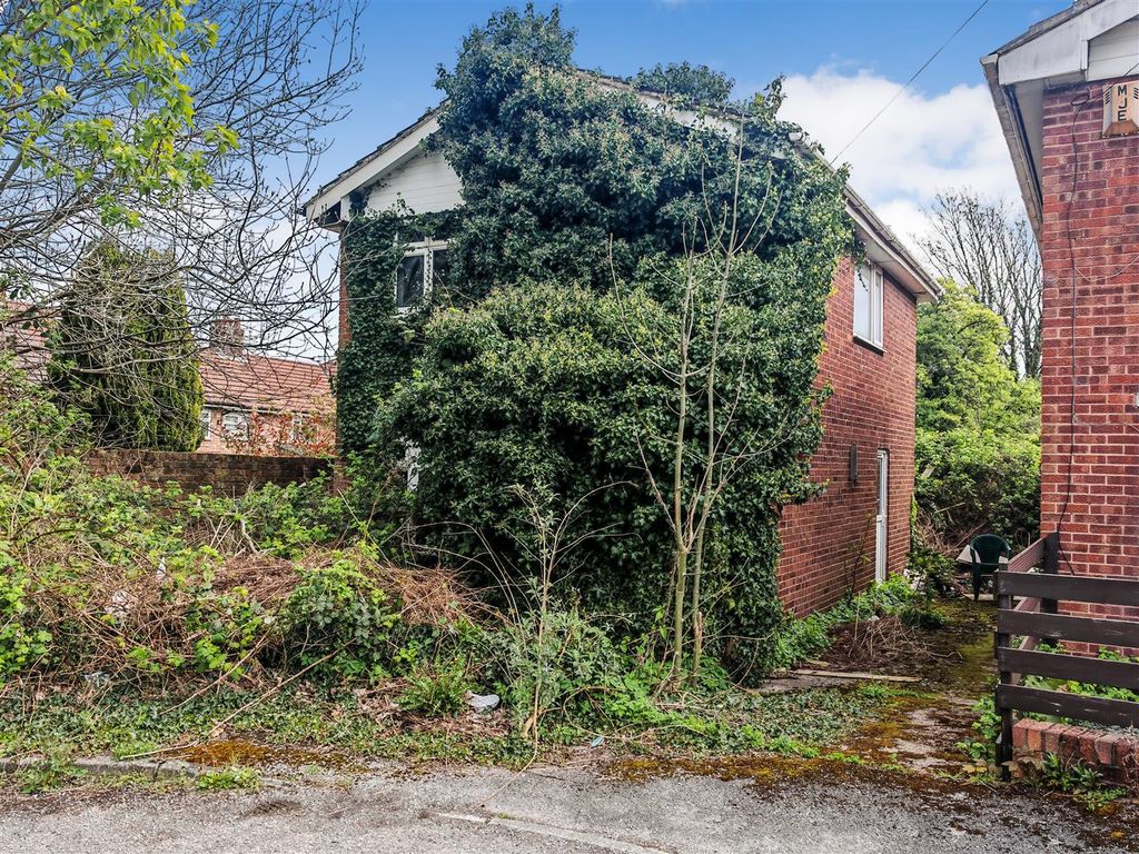 Property photo 1 of 1 19-04-2026__17-21-28_External_2_3466.Howvc.Jpg