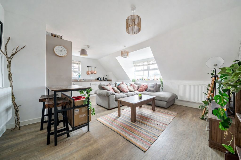 Property photo 2 of 14 Picture No. 58