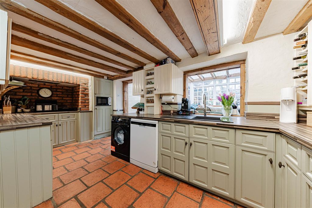 Property photo 3 of 36 L J Imaging-22.Jpg