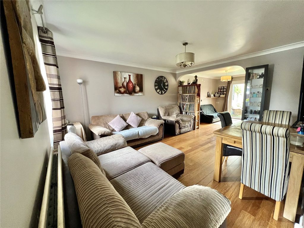 Property photo 2 of 12 Picture No. 08