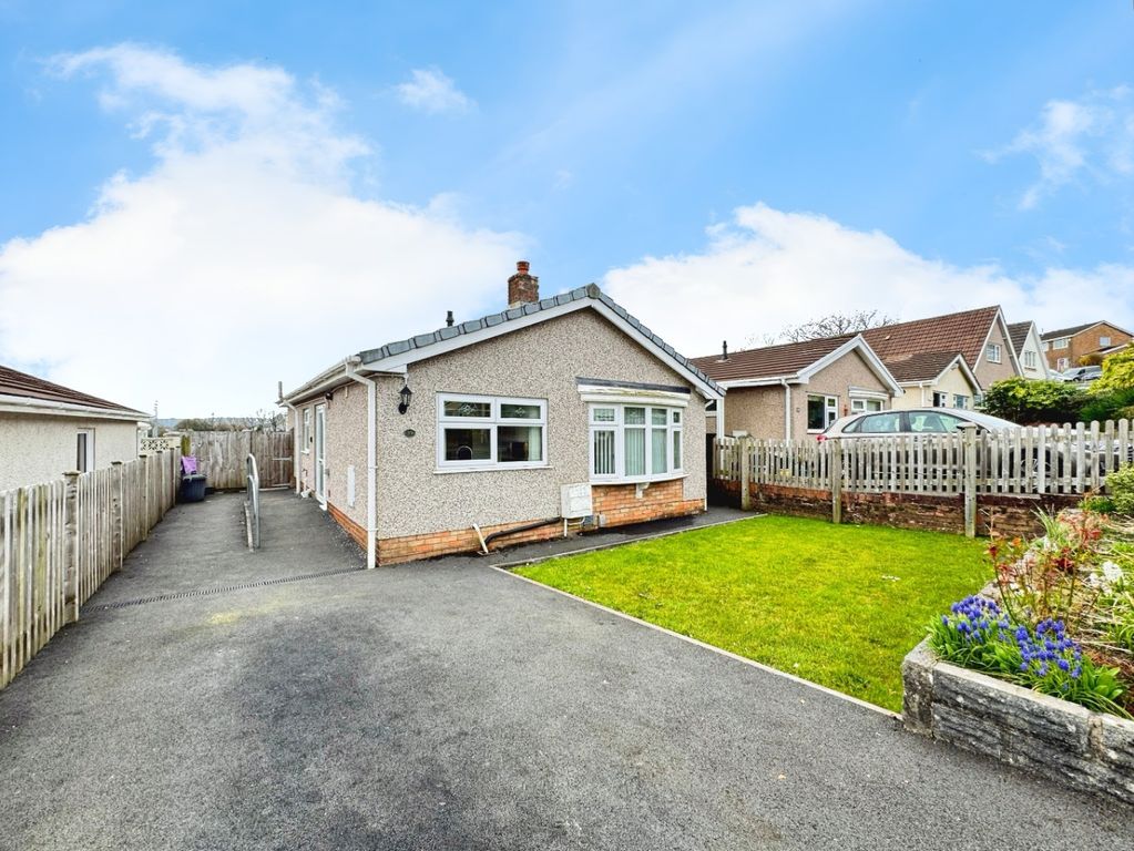 Property photo 1 of 25 4021821