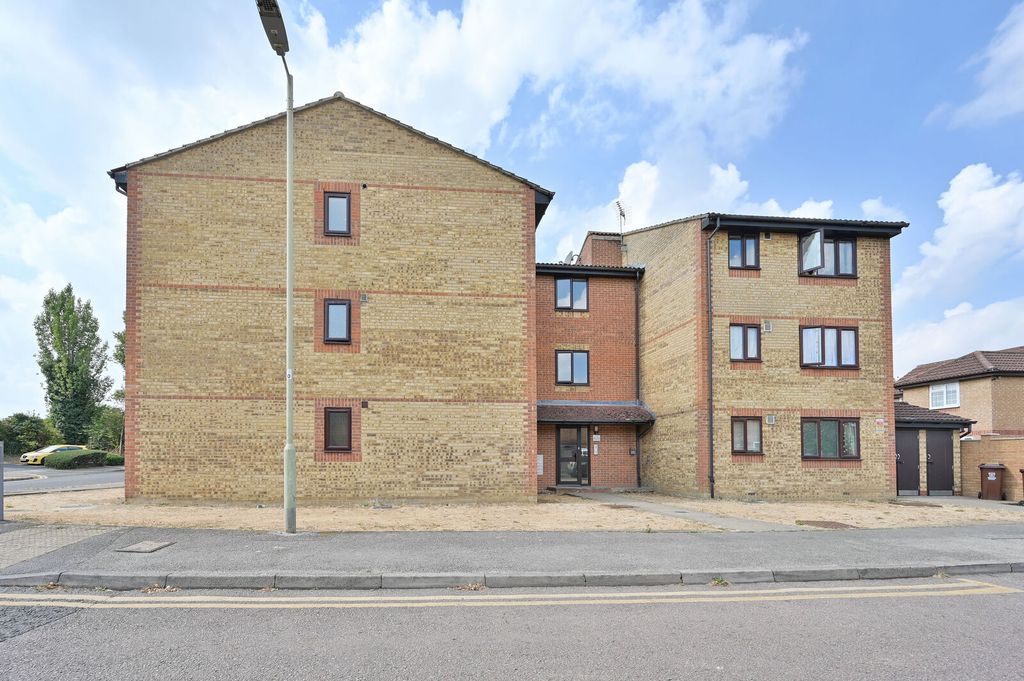 Property photo 1 of 6