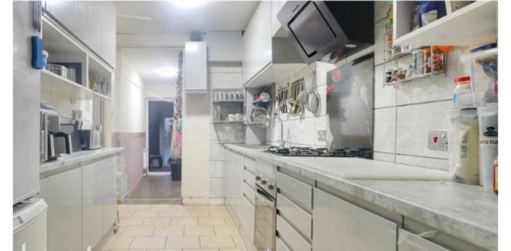 Property photo 2 of 2