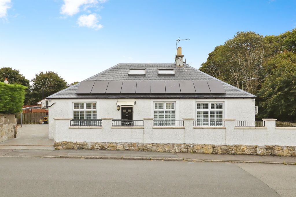 Property photo 1 of 26