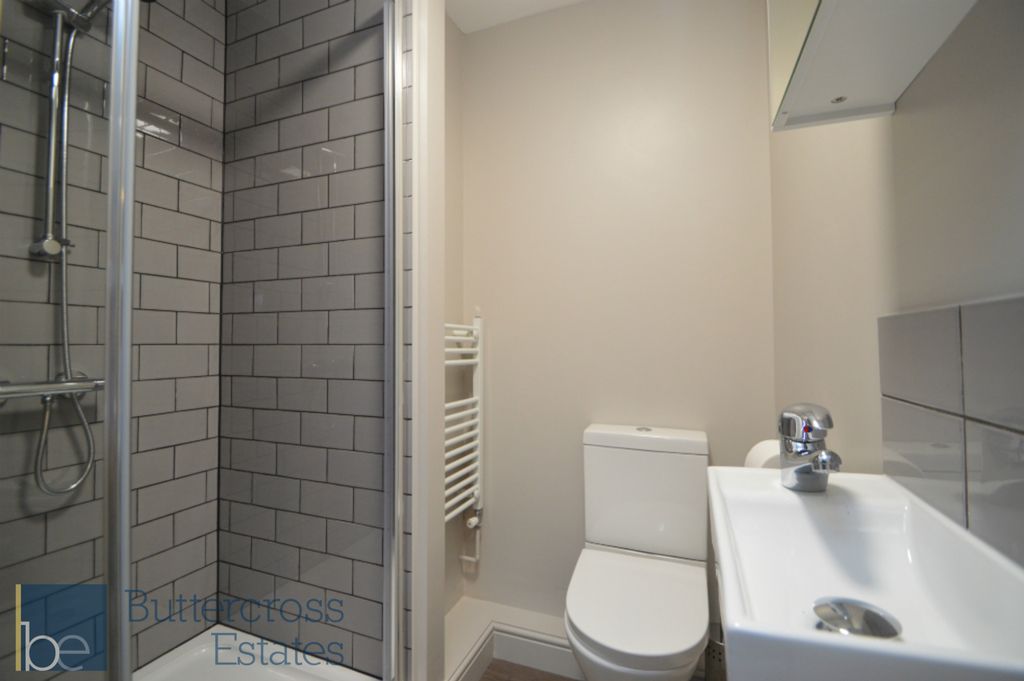 Property photo 3 of 6 En-Suite