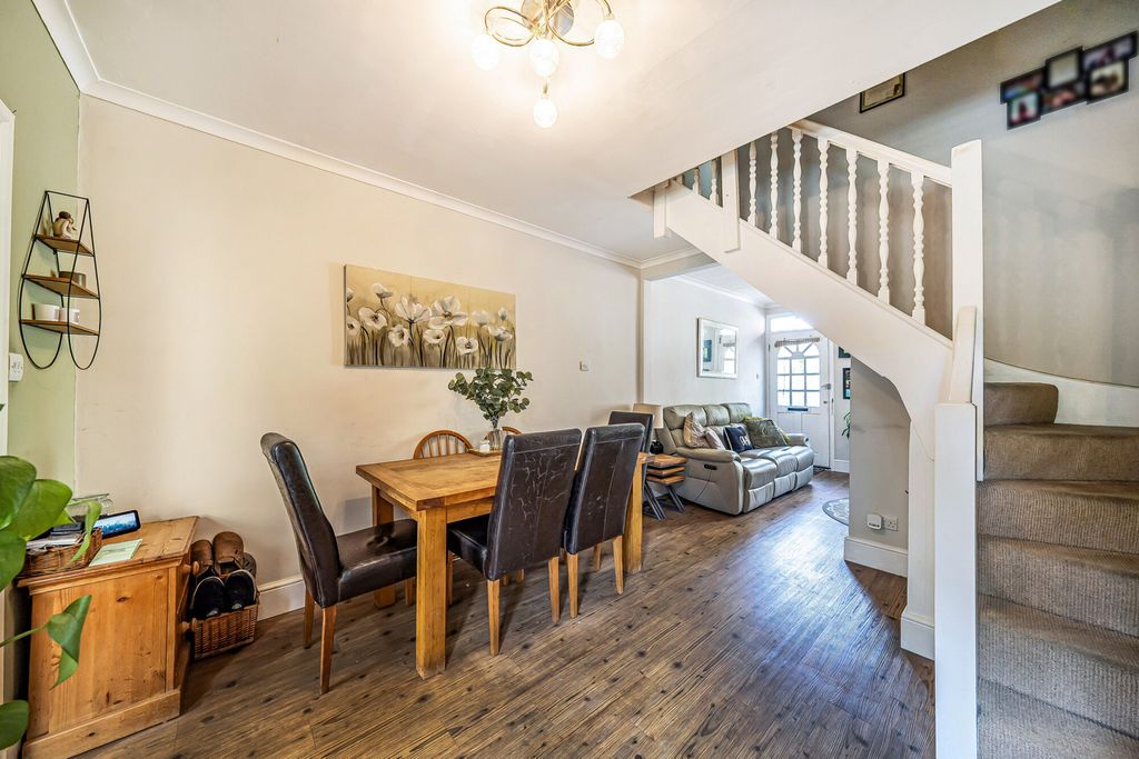 Property photo 3 of 25 1471018-15-6A228F...